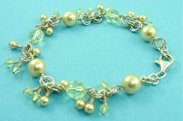 Gold pearl bracelet  
